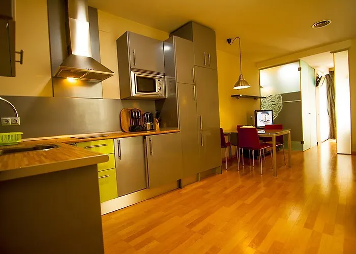 Apartment Dream & *
